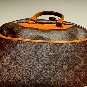 Louis Vuitton authentic bag
